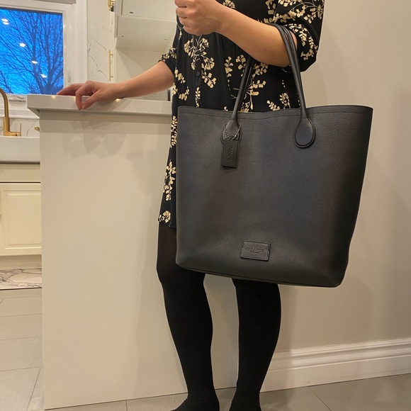 Large coach leather tote - Picture 4 of 4